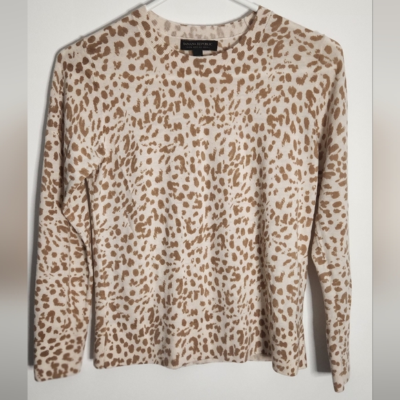 Banana Republic Merino Wool - Picture 2 of 4